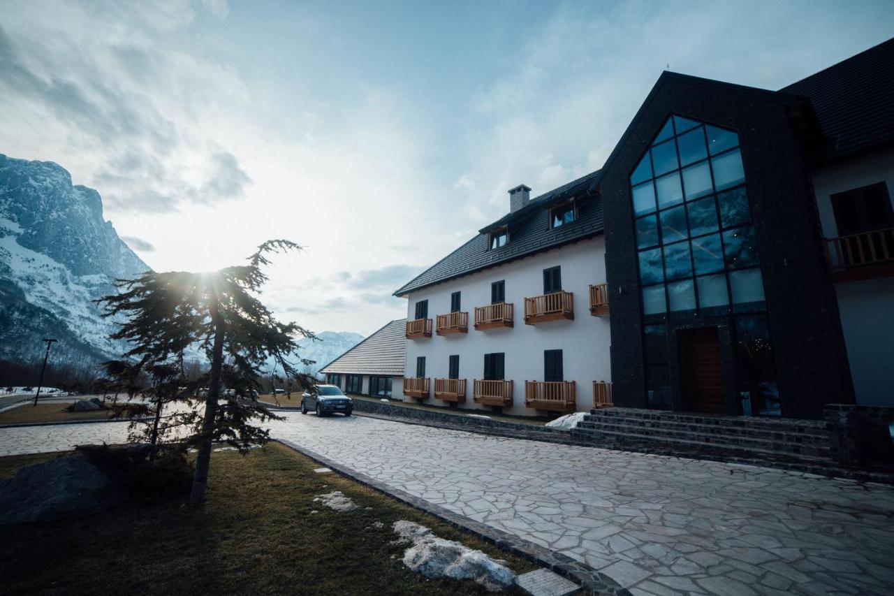 Hotel Kulla E Bajraktarit Boge Εξωτερικό φωτογραφία